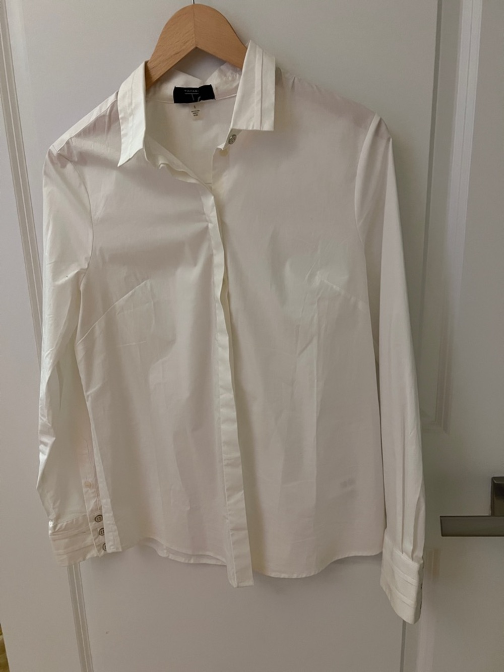 Tahari Classic White Button-Down Shirt